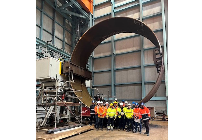 PB: RapidWeld / ©: Cambridge Vacuum Engineering