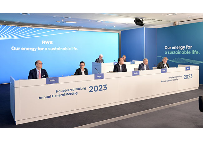 PB: Hauptversammlung von RWE beschließt Dividende von 0,90 € je Aktie