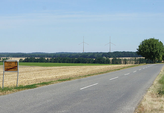 PB: Visualisierung der zwei geplanten Windkraftanlagen im Windparkprojekt Höhlerberg / Bildrechte: Koehler-Gruppe