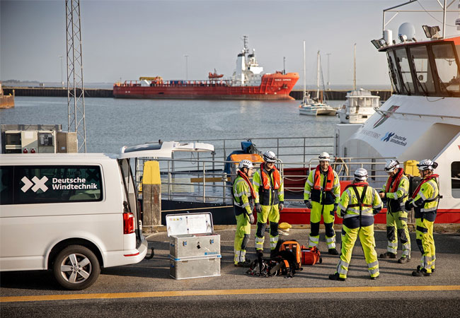 PB: Mit der Gründung einer Offshore-Ländereinheit in Polen weitet die Deutsche Windtechnik ihren internationalen Offshore-Service aus / ©: Deutsche Windtechnik AG
