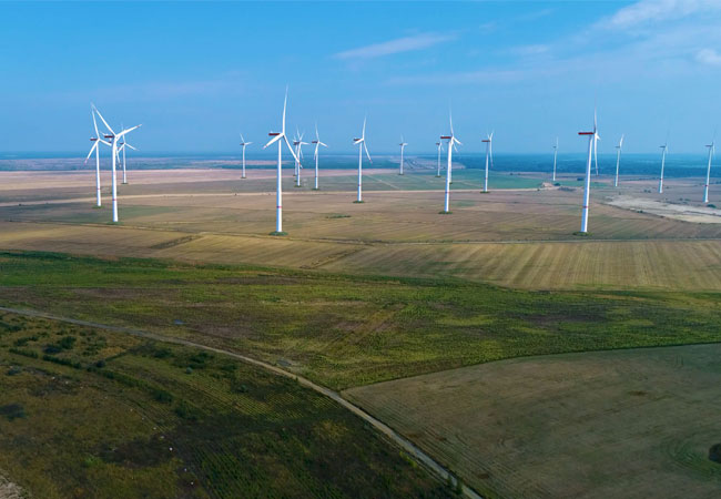 PB: Der 100 MW-Windpark Forst-Briesnig II entsteht innerhalb der kommenden zwei Jahre in der Bergbaufolgelandschaft des Tagebaus Jänschwalde / ©: Foto/Grafik: LEAG