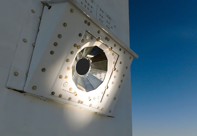 PB: Nahaufnahme-des-Solar-Receivers-von-Synhelion,-der-Hochtemperatur-Prozesswärme-von-über-1’500°C-liefert.jpg