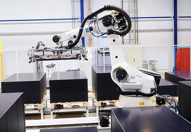 PB: EU-Kommission beauftragt Meyer Burger für 3,5-Gigawatt-Projekt HOPE / ©: Meyer Burger Technology AG
