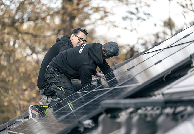 PB: 10 Millionen Haushalte in Europa mit erneuerbaren Energien versorgen – dieses Ziel treibt der Online-Anbieter Zolar durch die Kooperation mit der Baumarkt-Handelskette OBI voran.
