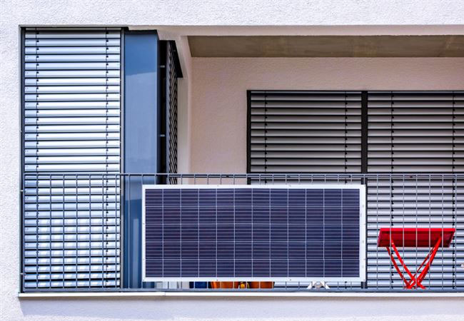 PB: OSNATECH Balkonkraftwerke ab sofort mit Wechselrichtern von APSystems