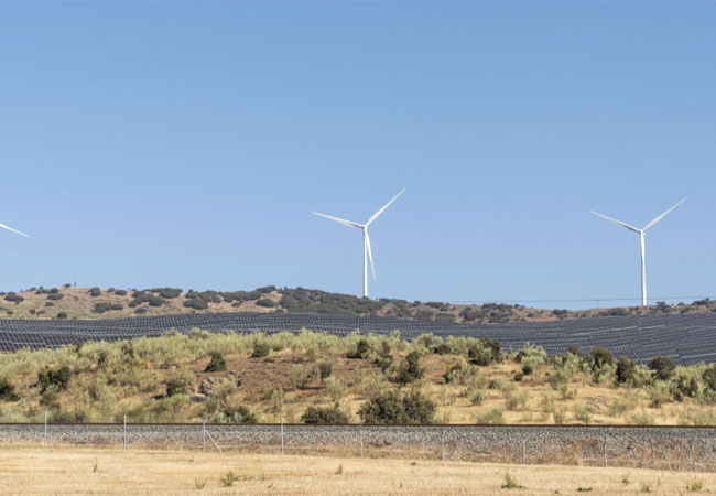 PB: ID Energy sichert sich innovative Entwicklungsfazilität für 1.7 GWp Solar- und Windpipeline / ©: Capcora