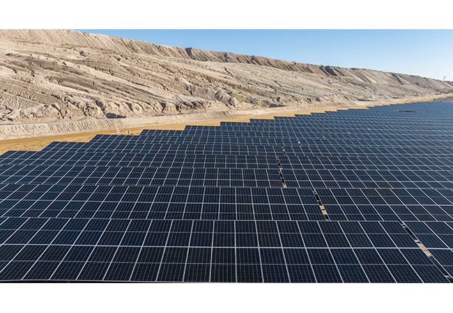 PB: RWE errichtet weitere Solar-Speicheranlage im Tagebau