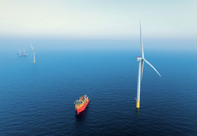 PB: First power achieved at UK's Dogger Bank as the first of 277 turbines installed... / ©: GE Vernova