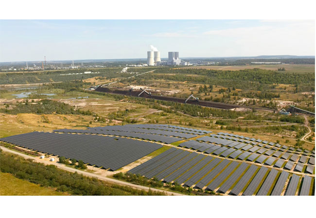 PB: 4initia GmbH unterstützt MIBRAG bei Inbetriebnahme der Photovoltaikanlage Peres II / ©: MIBRAG GmbH