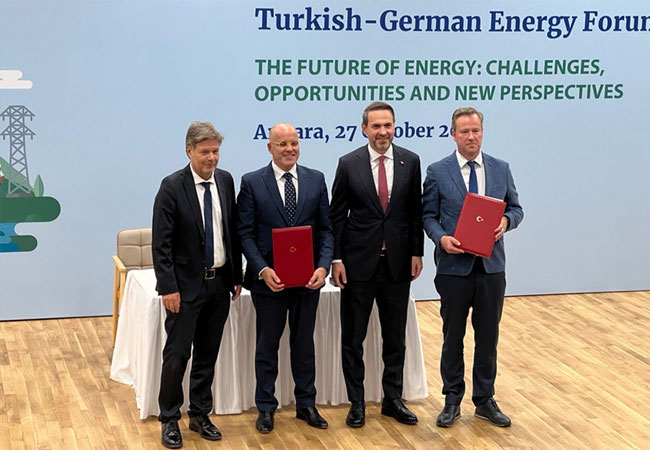 PB: 5. Türkisch-Deutschen Energieforum mit türkischen Staats-Dokumenten