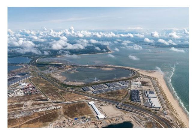 PB: Luftaufnahme der Maasvlakte, Hafen Rotterdam | Foto: Martens Multimedia