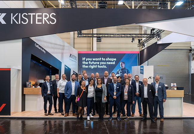 PB: Auf der E-world 2024 präsentiert die KISTERS AG u.a. IT-Lösungen, mit denen Energieversorger und Industrie sich als Wegbereiter für die intelligente Nutzung erneuerbarer Energien aufstellen können, und darüber hinaus cloud-basierte Lösungen für alle Marktrollen - sowohl zur Optimierung des Tagesgeschäfts, als auch für zukünftige Geschäftsmodelle. (Quelle: KISTERS)