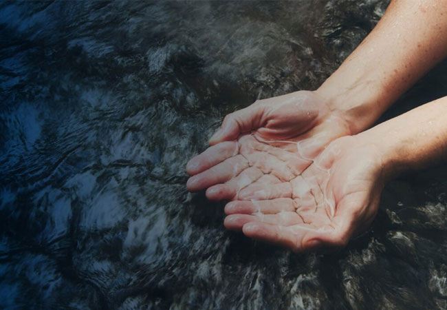 PB: Reinigung von Wasser im Wasserstoffproduktionsprozess und Reinheitsanforderungen für Brennstoffzellen / ©: Parker Hannifin