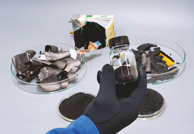 PB: MATERIALIEN FÜR FORSCHUNGSPROJEKT DILIREC / ©: EAS Batteries GmbH