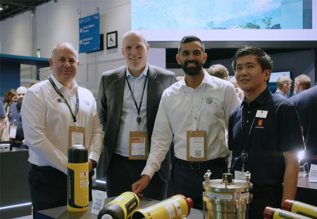 PB: Unique partnership: Chris Blake, Vice President Survey, Unique Group; Martin Wien Fjell, President, Kongsberg Discovery; Sahil Gandhi, CEO Unique Group; Che Keong Lee, Senior Sales Manager, Kongsberg Discovery. / ©: Kongsberg