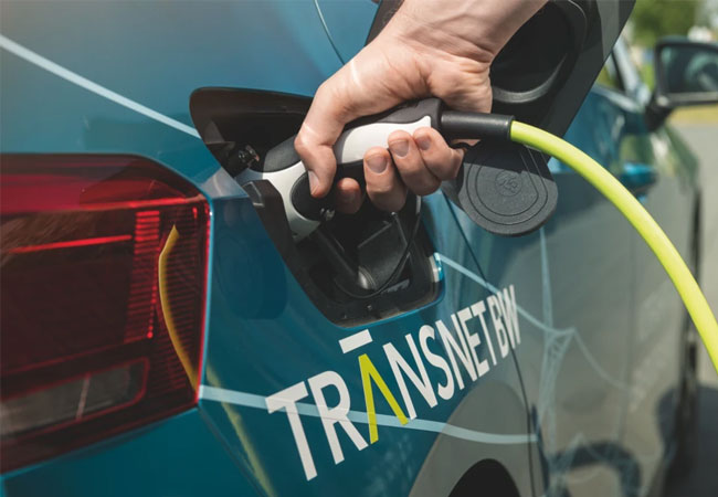 PB: TransnetBW, decarbon1ze, badenova und Stadtwerk am See ermöglichen reibungslosen Übergang in den systemdienlichen Betrieb von Ladesäulen