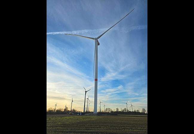PB: RWE schließt Windenergieanlage Lengerich nach erfolgreichem Repowering ans Netz an