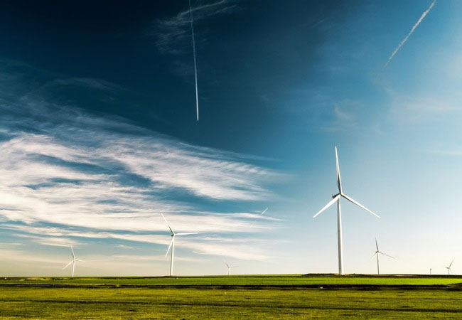 PB: eFuels, hergestellt aus Erneuerbare Energie / ©: eFuel Alliance e.Verein