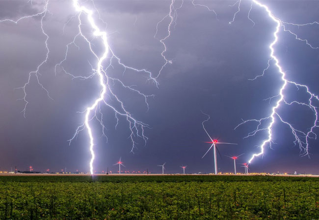 Pressefoto: Besseren Blitzschutz im Windenergiesektor / ©: Xavier Delorme / METEORAGE