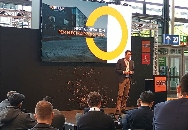 PB: Erfolgreicher Auftritt bei der Hannover Messe - Hannover Messe beflügelt Investoren-Interesse an Wismarer Wasserstoff-Elektrolyse-Spezialist Hoeller Electrolyzer / ©: Hoeller Electrolyzer