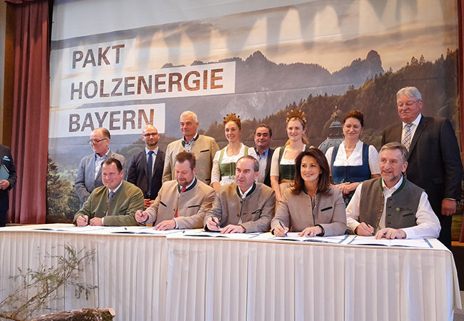 PB: BBV lobt Holzenergiepakt als Bekenntnis zur Wärmewende mit Holz und zur regionalen Kreislaufwirtschaft