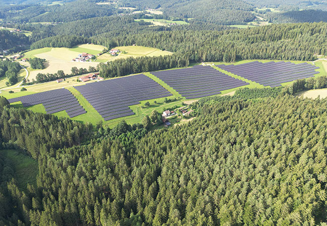PB: Solarpark Pignet in der Nähe von Viechtach (D) / ©: BKW / Nestlé Deutschland AG