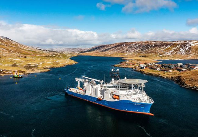 PB: NKT has completed the turnkey project of connecting the Shetland Islands to the main grid in Scotland with the Shetland HVDC Link. The 320 kV HVDC interconnector is now a key contributor to the integration of renewable energy in Great Britain.