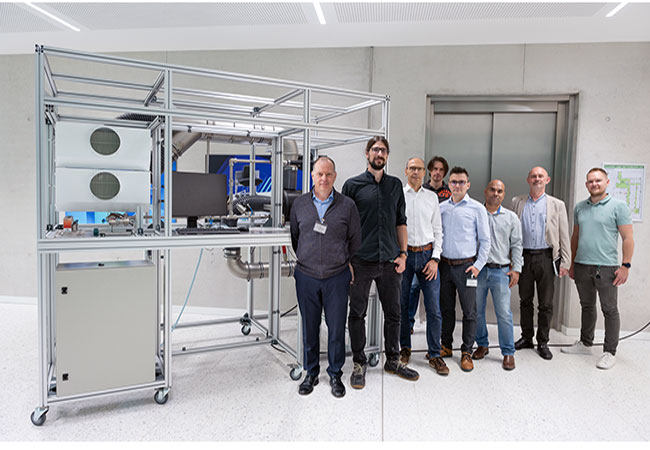 PB: Partnerschaft zur Weiterentwicklung der Brennstoffzellen-Luftfiltertechnologie / ©: Parker Hannifin