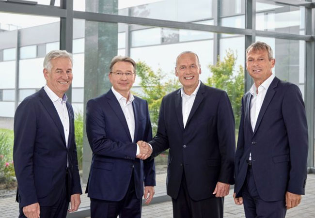 PB: Frank Stührenberg übergibt Vorsitz der Geschäftsführung von Phoenix Contact an Dirk Görlitzer