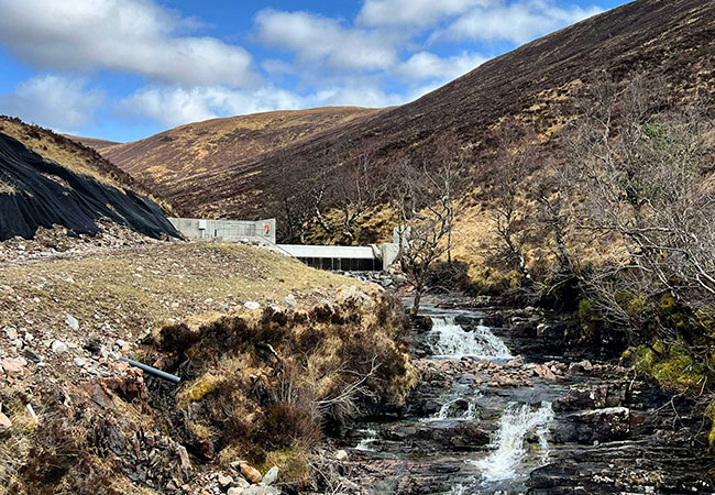 Abbildung: Die sechs Wasserkraftanlagen in Schottland haben eine Gesamtkapazität von 3,5 Megawatt. Quelle: Koehler-Gruppe