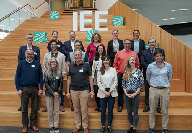 PB: Delegationsreise der AHK Uruguay und der GIZ am Fraunhofer IEE in Kassel. / © Fraunhofer IEE