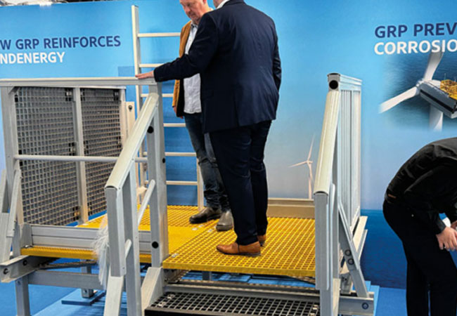 Fibrolux überzeugt mit innovativen GFK-Lösungen und Produktionskompetenz