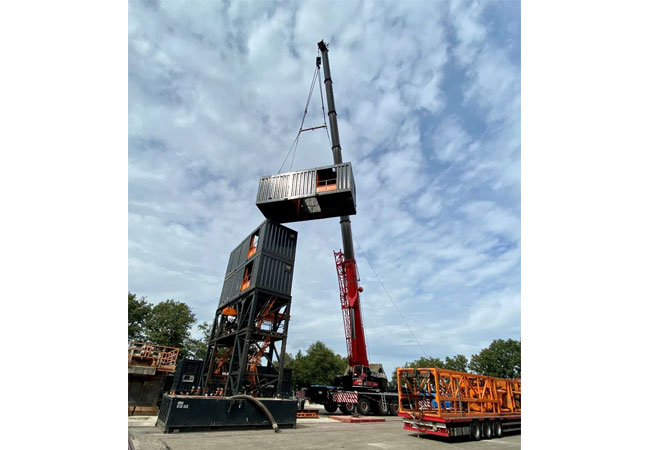 PB: Mammoet working on nationwide landmark gas well closure project / ©: Mammoet