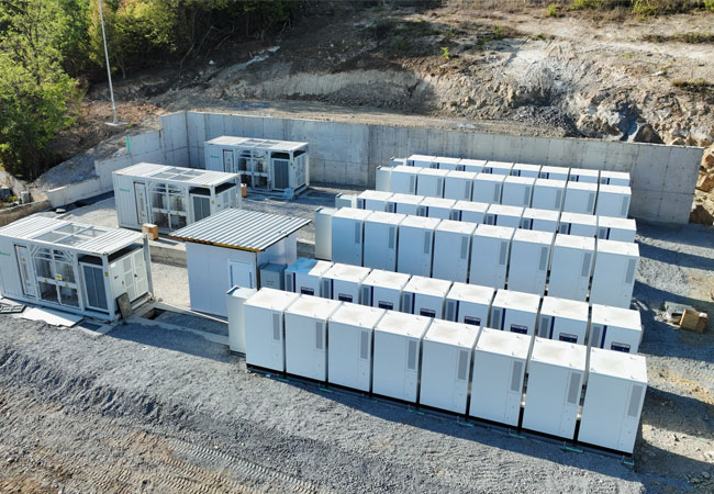PB: SERMATEC stellt 5,1-MW/17,8-MWh-EasyCube-Energiespeichersystem vor