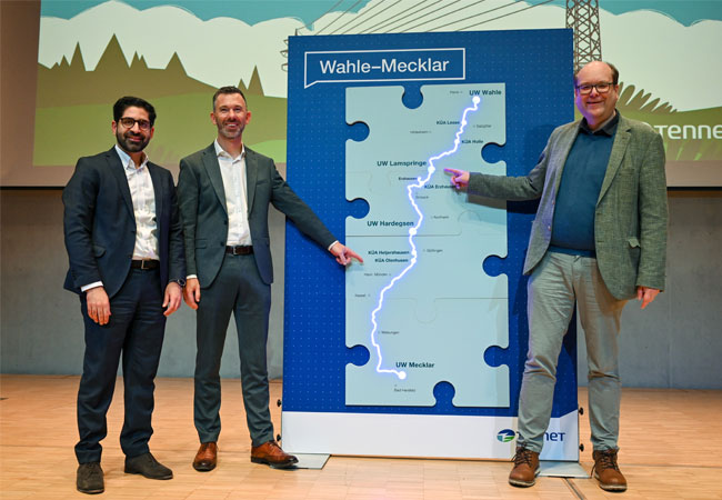 PB: Meilenstein der Netzstabilisierung - das größte Netzausbauprojekt von TenneT im Höchstspannungs-Drehstrom-Bereich / ©: TenneT