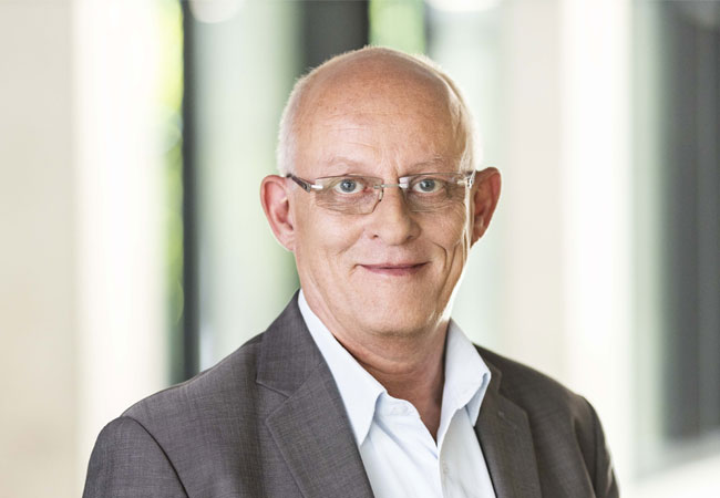 PB: Prof. Dr. Frithjof Staiß ist seit 2007 Geschäftsführendes Vorstandsmitglied des ZSW und leitet den Geschäftsbereich Energiepolitik und Energieträger. / ©: Prof. Dr. Frithjof Staiß, ZSW