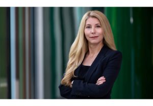 PB: Portrait von Belgin Rudack, Vorsitzende der Geschäftsführung der KfW IPEX-Bank