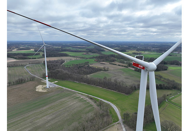 PB: Die Windenergieanlagen in Ostbevern versorgen rechnerisch rund 11.250 Haushalte mit grünem Strom. / ©: GP JOULE