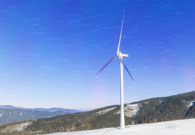 PB: ENERCON bietet die E-138 EP3 künftig auch in einer neuen Variante für Starkwind-Standorte an. / ©: ENERCON