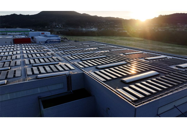PB: Snop Werk mit PV-Anlage / ©: EDP