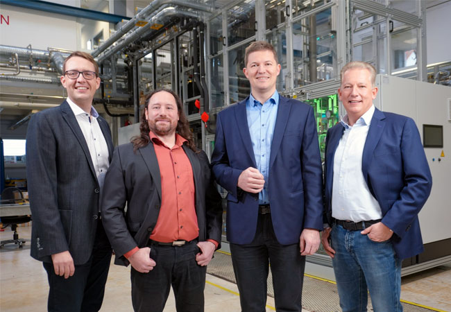 PB: Das Management von Hydrogenious / ©: Hydrogenious