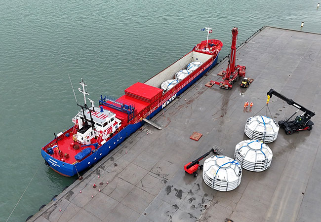 PB: RWE verwendet als erstes Unternehmen Fundamentabdeckungen der niederländischen Firma Circular Covers B.V. im RWE-Offshore-Windpark Thor wieder/ ©: RWE