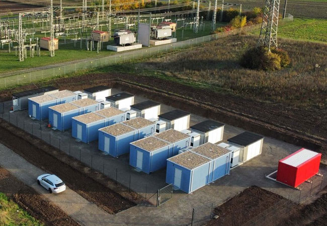 PB: Sinkende Einrichtungs- und Betriebskosten sowie geringere Preise für Batterien befeuern den Großspeicherboom / ©: Eco Stor GmbH
