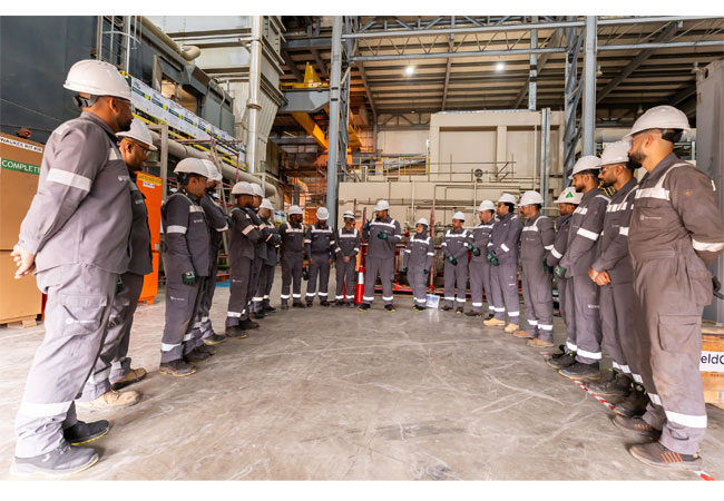 PB: GE Vernova's all-Saudi team at the Saudi Electricity Company's PP8 power plant in Riyadh / ©: GE Vernova