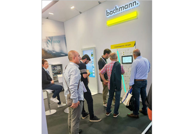 PB: Bei der letztjährigen ees stieß das Thema Microgrids auf dem Bachmann-Stand auf reges Interesse. / ©: Bachmann electronic