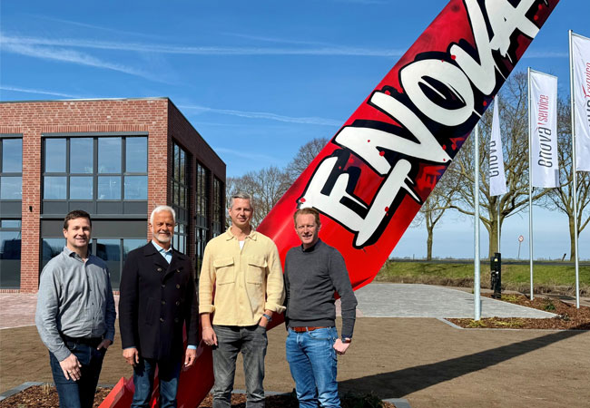 PB: v.l.n.r.: Sandy Raetz, Helmuth Brümmer, Hauke Brümmer, Hendrik Böschen / ©: ENOVA