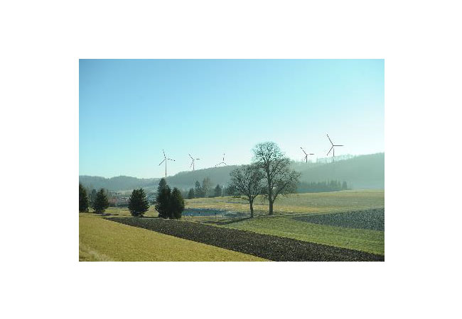 PB: Fotomontage des geplanten Windparks Gomadingen, von Kohlstetten aus betrachtet. / ©: RES