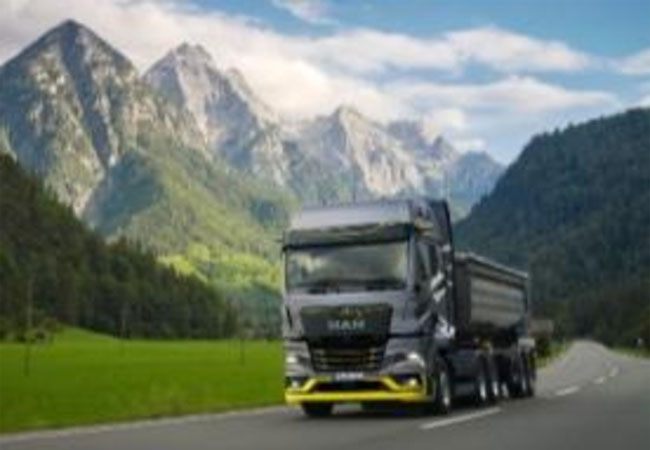 PB: „Zero Emission“ dank MAHLE Motorenkompo-nenten: der mit dem Truck Innovation Award 2025 prämierte MAN hTGX *. / ©: MAHLE GmbH und *MAN Truck & Bus