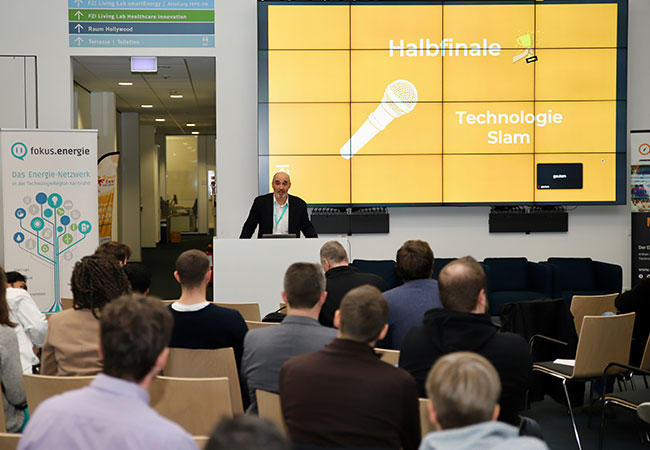 PB: Am Dienstag, 8. April, gewähren Gründerinnen und Gründer von 15 bis 19 Uhr im FZI „House of Living Labs“ in Karlsruhe, Haid-und-Neu-Straße 5A in der Oststadt, Einblicke in ihre innovativen Ansätze und Geschäftsideen für die Energiewende. / ©: fokus.energie e.V.