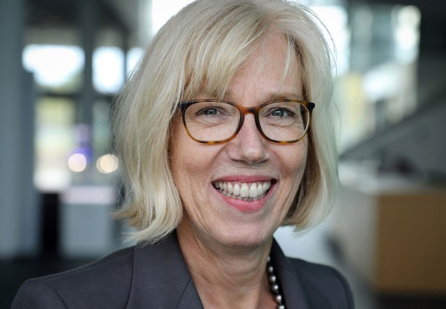 PB: Elke Reichart, Mitglied des Vorstands und Chief Digital & Sustainabiltiy Officer / ©: Infineon Technologies AG